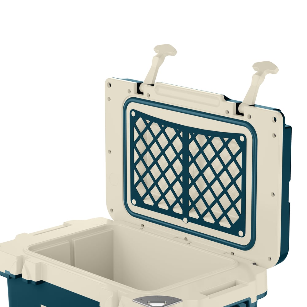 22 QT Ultra-Light Wheeled Cooler, Marine/Canvas Image
