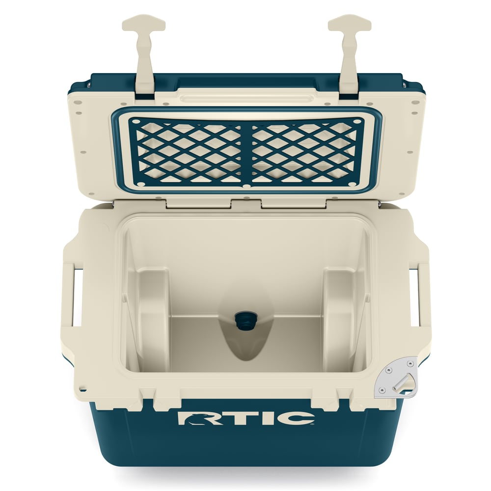 22 QT Ultra-Light Wheeled Cooler, Marine/Canvas Image