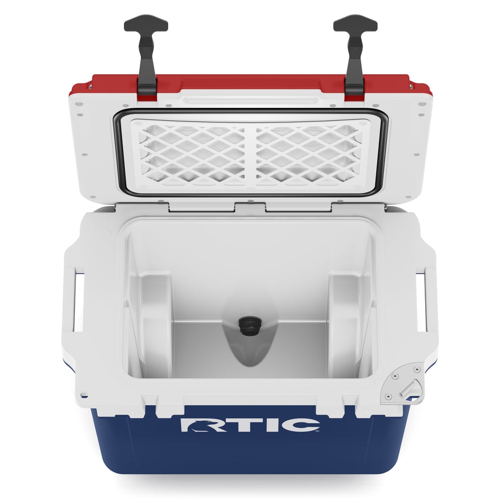 22 QT Ultra-Light Wheeled Cooler, Patriot Image
