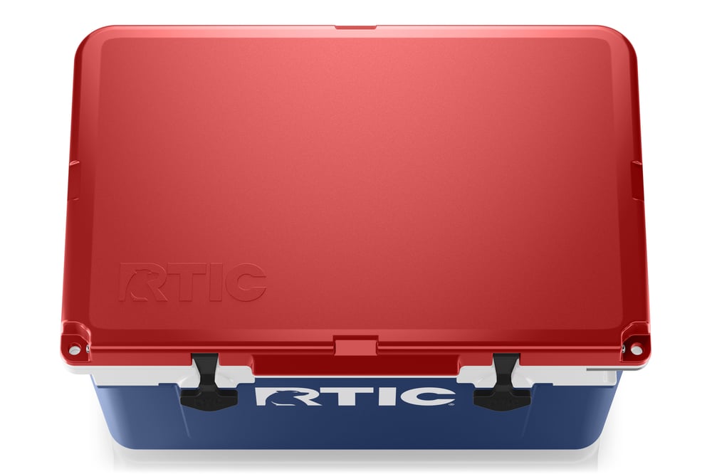 32 QT Ultra-Light Cooler, Patriot Image