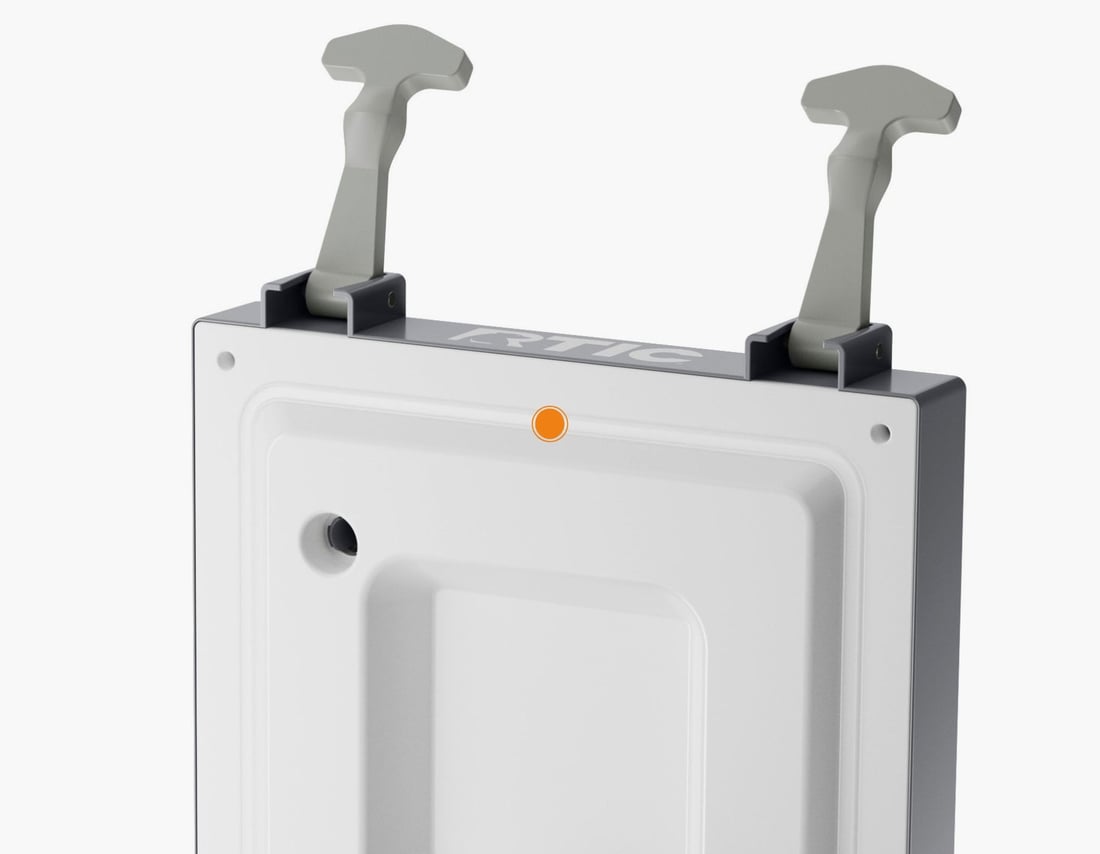 RTIC Halftime Water Cooler Leak-Resistant Mechanisms