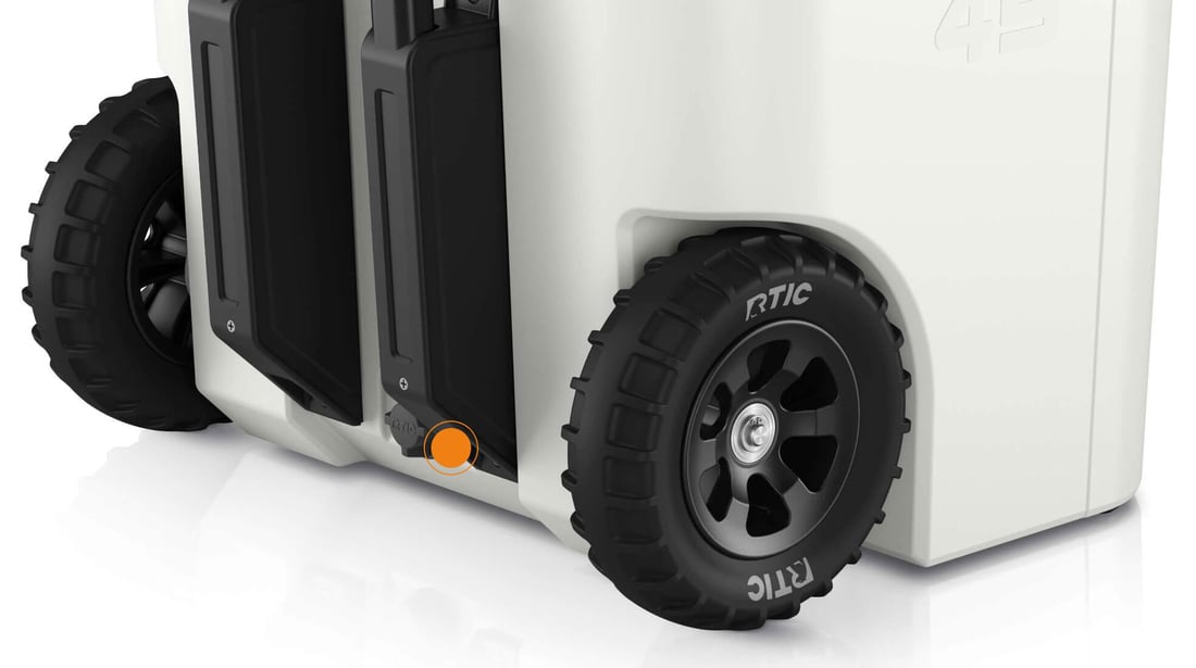 Close up on 45QT Ultra-Tough Wheeled cooler single plug rapid V-drain
