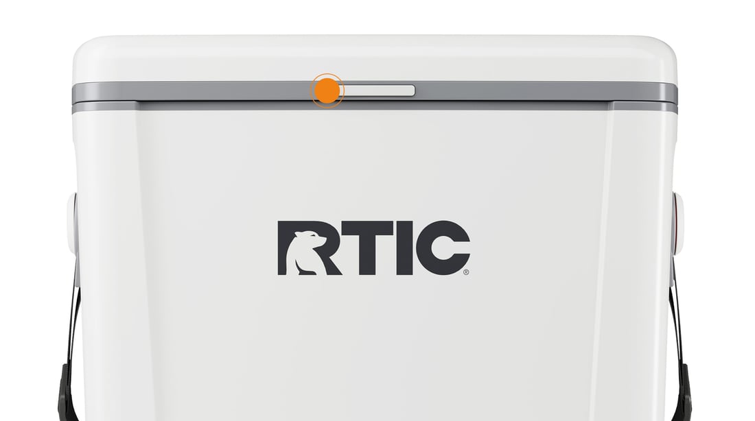 RTIC Road Trip Cooler lid locking mechanism.