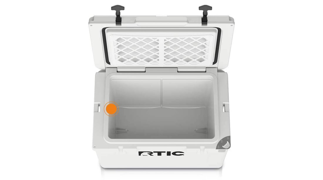 Close up on 45QT Ultra-Tough cooler ice retention