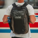 Road Trip Travel Pack, Black Image