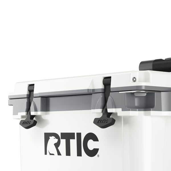 22 QT Ultra-Light Wheeled Cooler, White & Grey Image