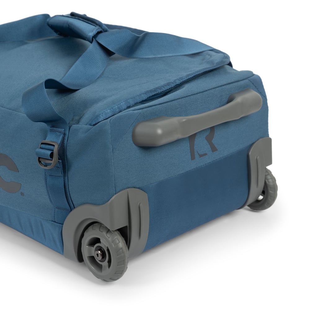 Medium Road Trip Rolling Duffle Bag, Storm Image