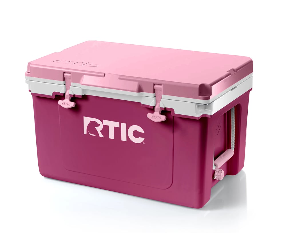 32 QT Ultra-Light Cooler, Very Berry/Flamingo