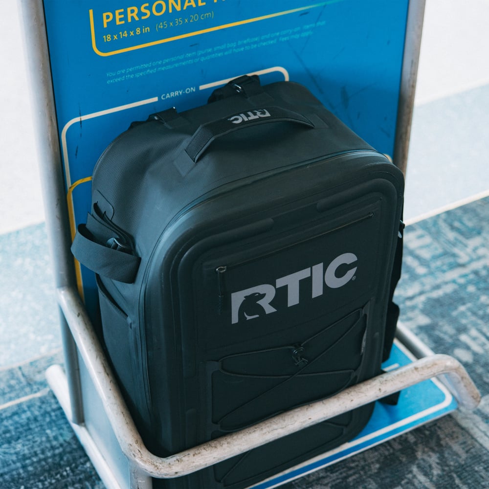 Ultra-Dry Duffle Pack, Olive & Orange Image