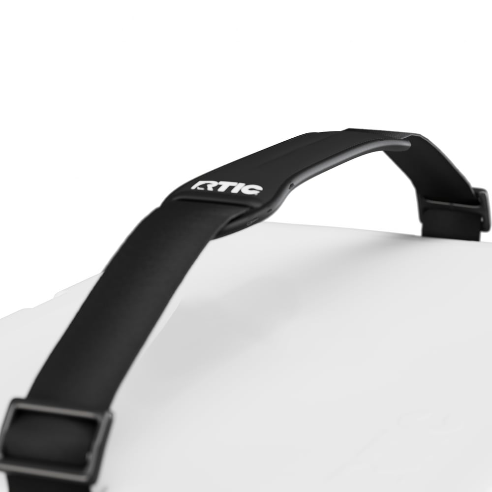 22 QT Ultra-Light Cooler, White & Grey Image