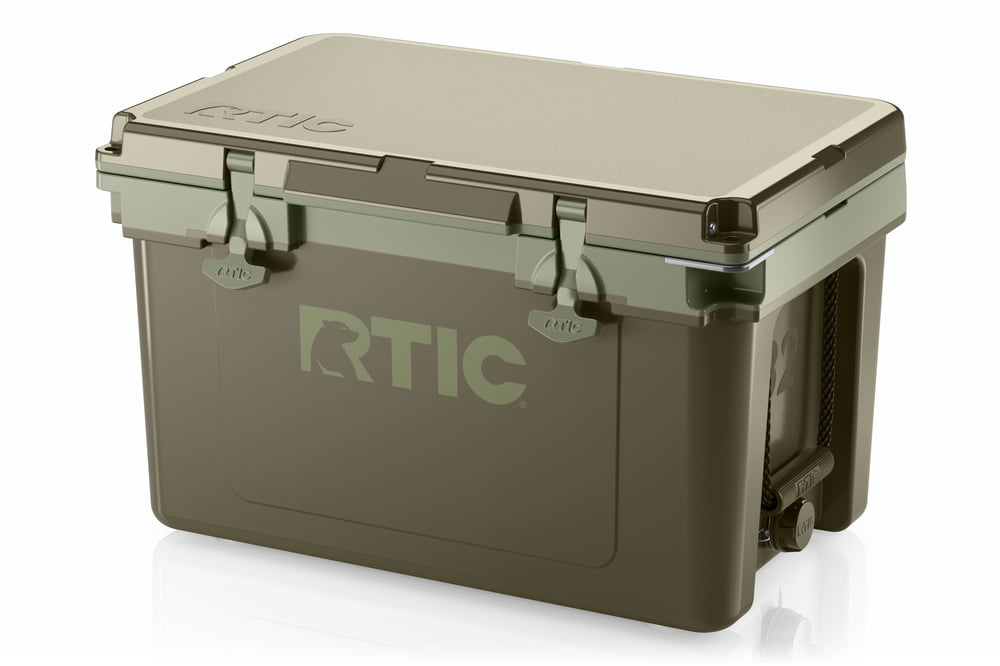32 QT Ultra-Light Cooler, Olive