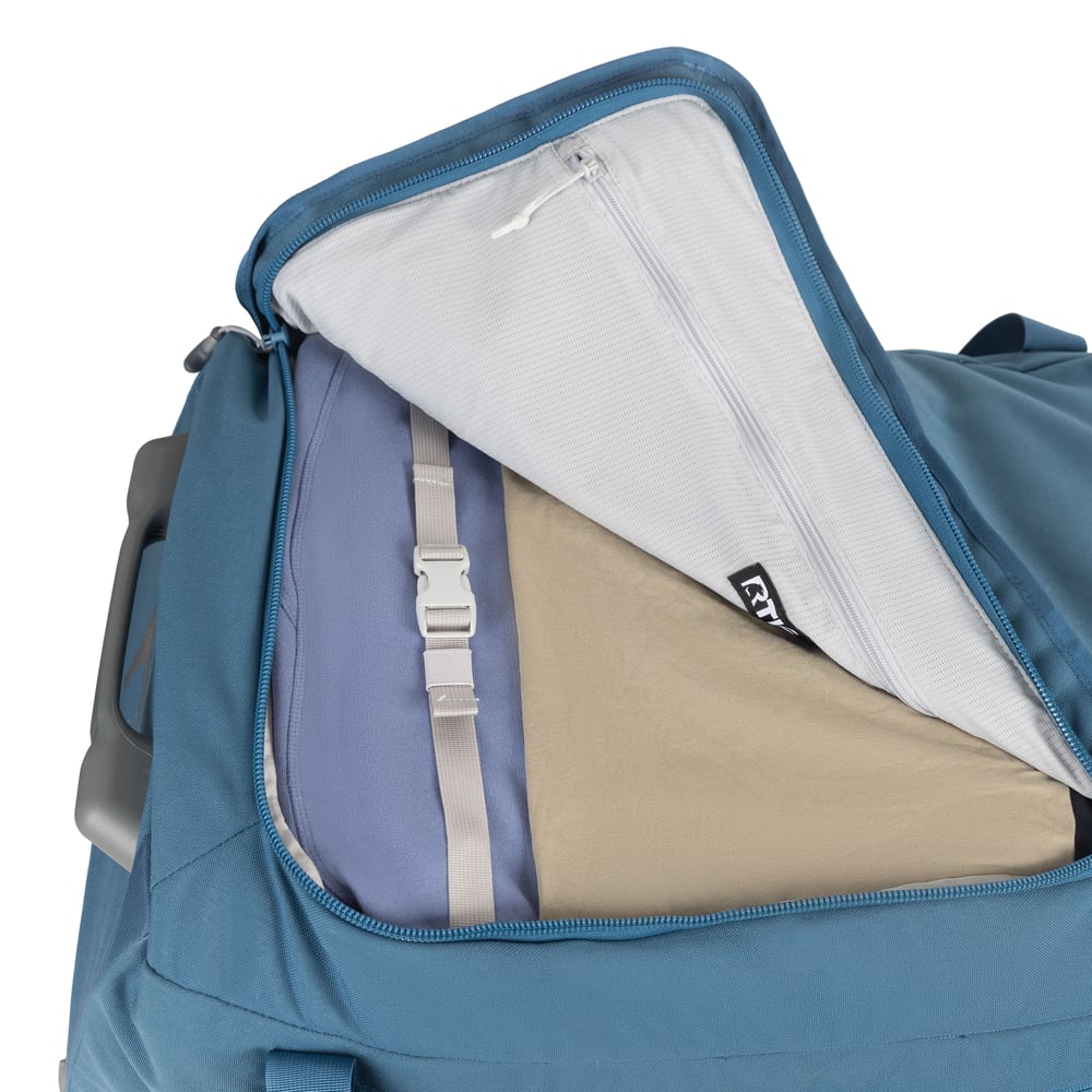 Medium Road Trip Rolling Duffle Bag, Storm Image