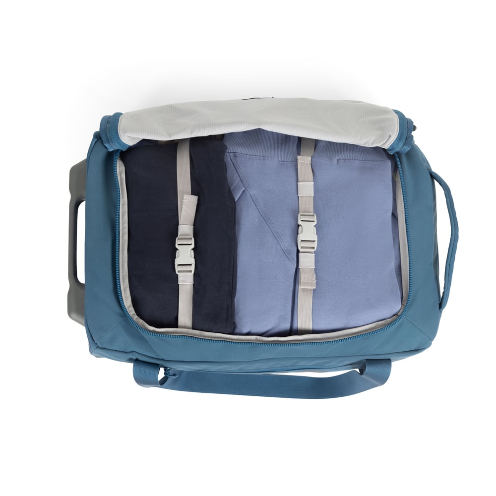 Medium Road Trip Rolling Duffle Bag, Storm Image