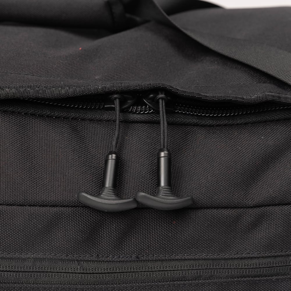 Medium Road Trip Rolling Duffle Bag, Black Image