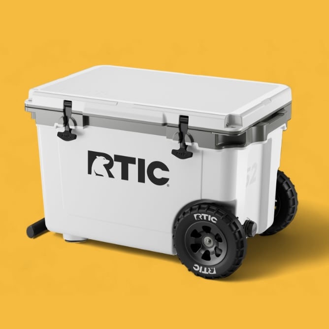 52 QT Ultra-Light Wheeled Cooler
