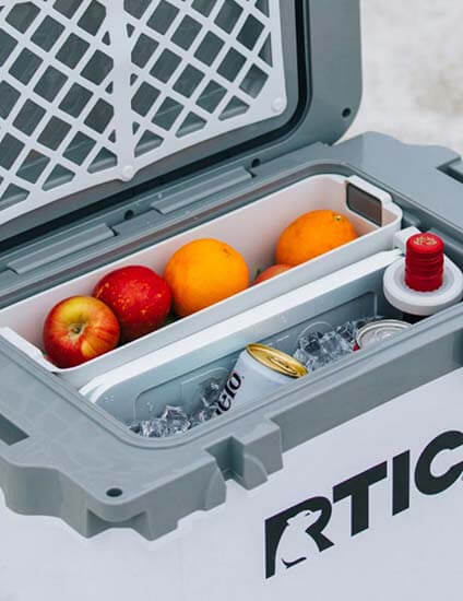 22 QT Ultra-Light Wheeled Cooler | RTIC